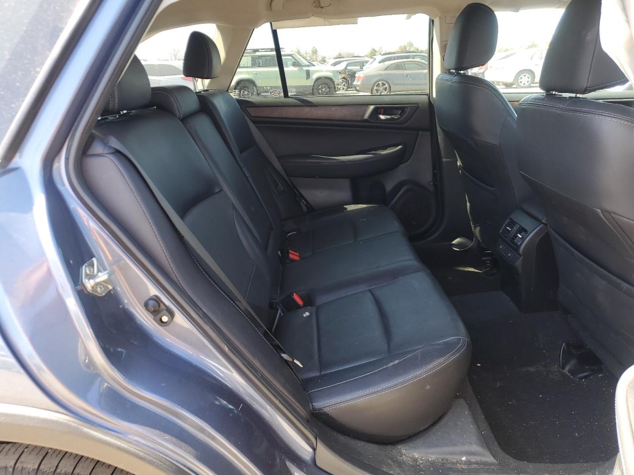 2017 Subaru Outback - Image 11