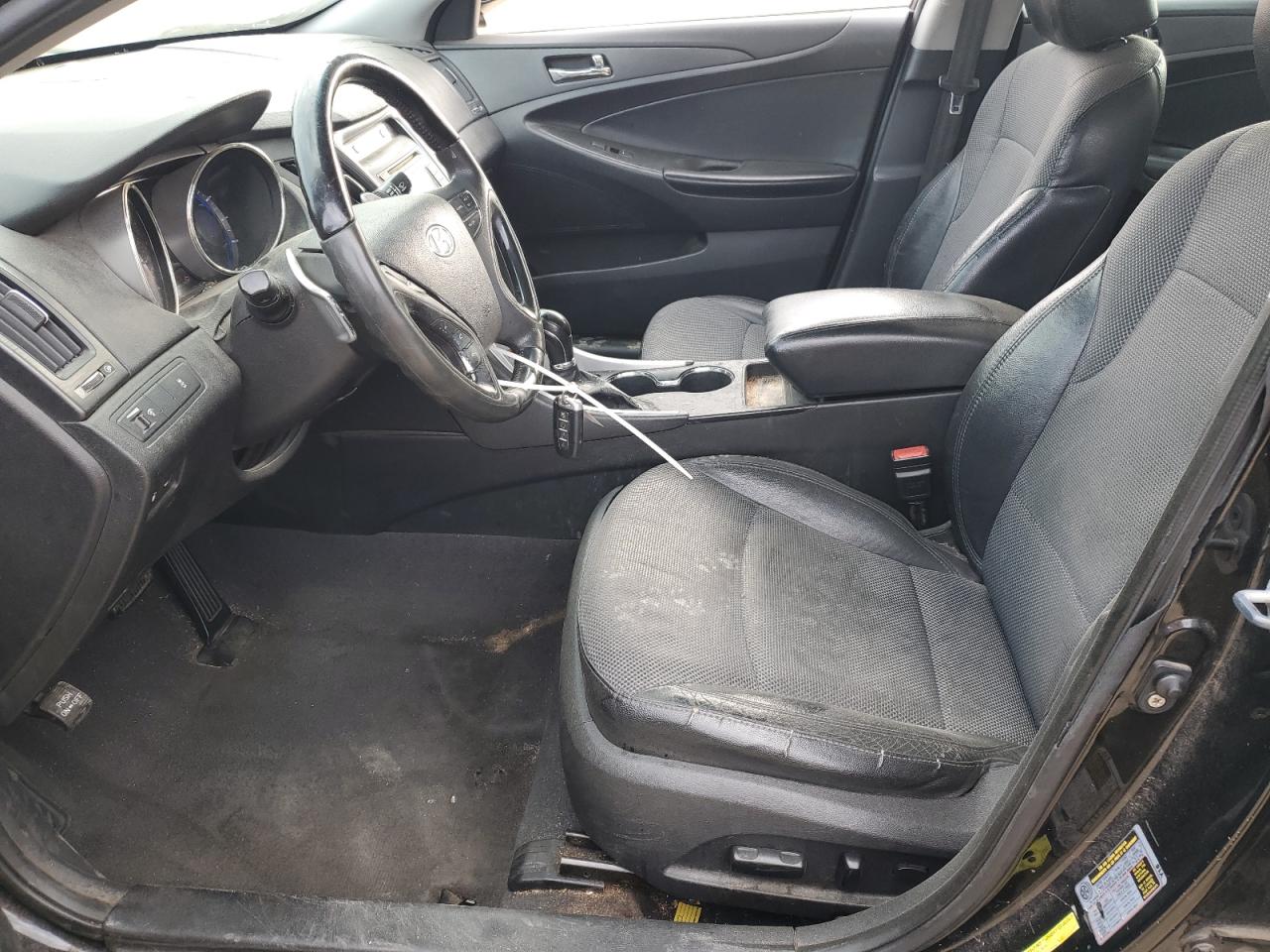 2011 Hyundai Sonata - Image 7