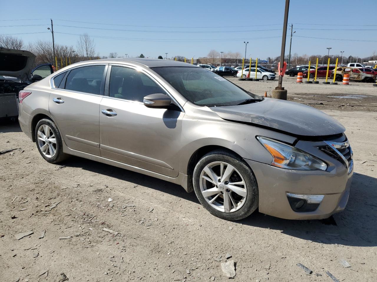 2015 Nissan Altima - Image 4