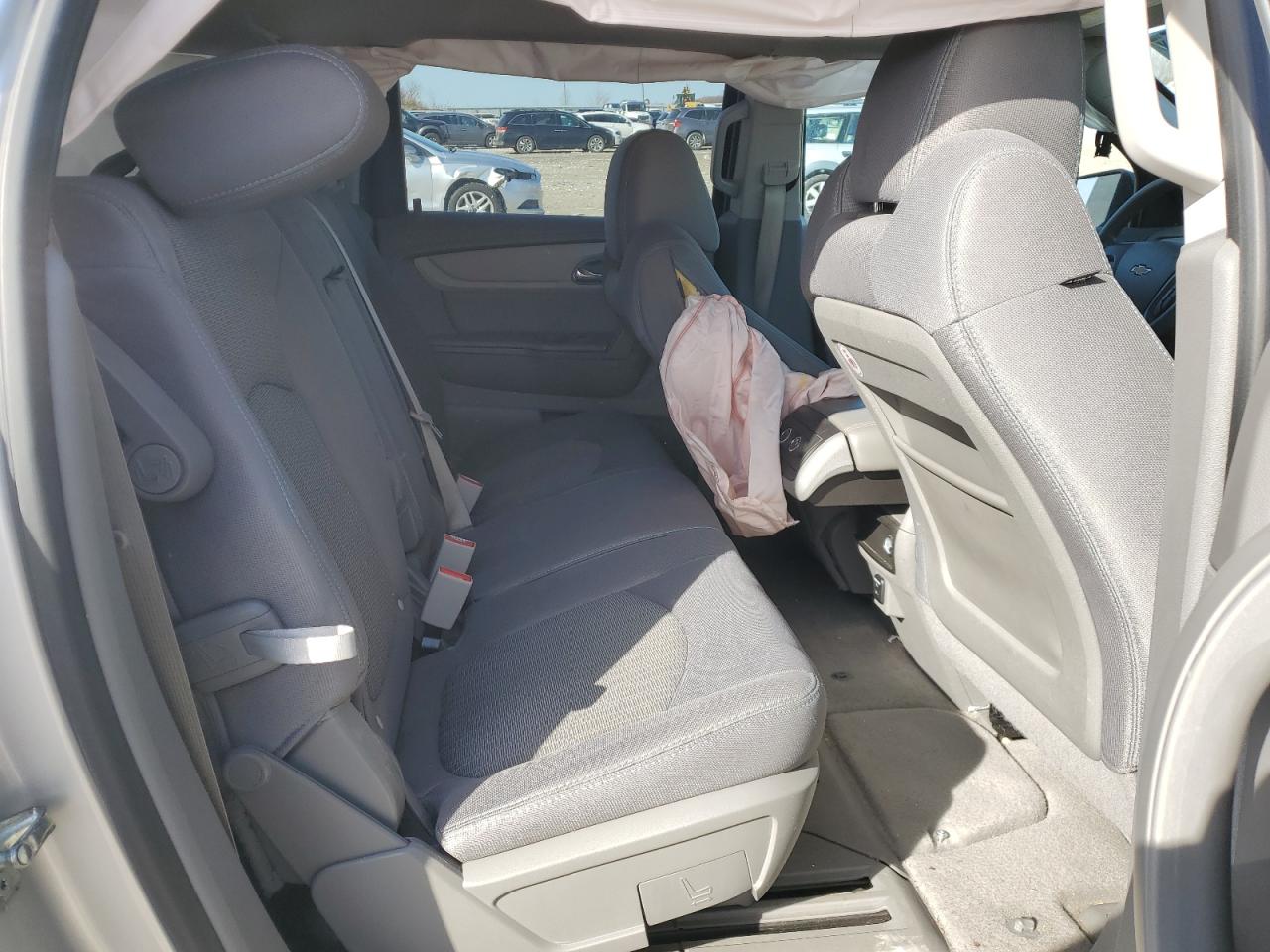 1GNKRFKD7GJ153343 CHEVROLET TRAVERSE 2016