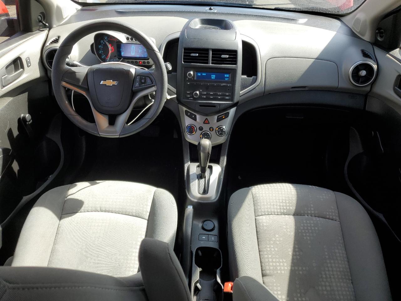 2015 Chevrolet Sonic - Image 8