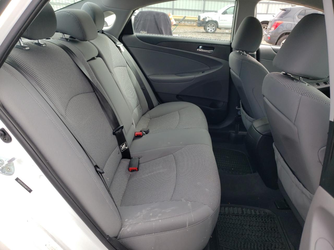 2014 Hyundai Sonata - Image 10