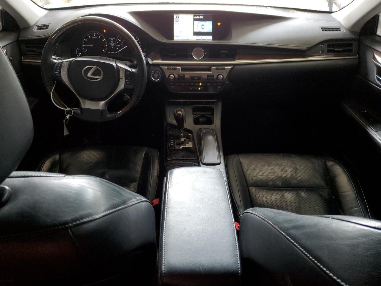 2014 Lexus ES - Image 8
