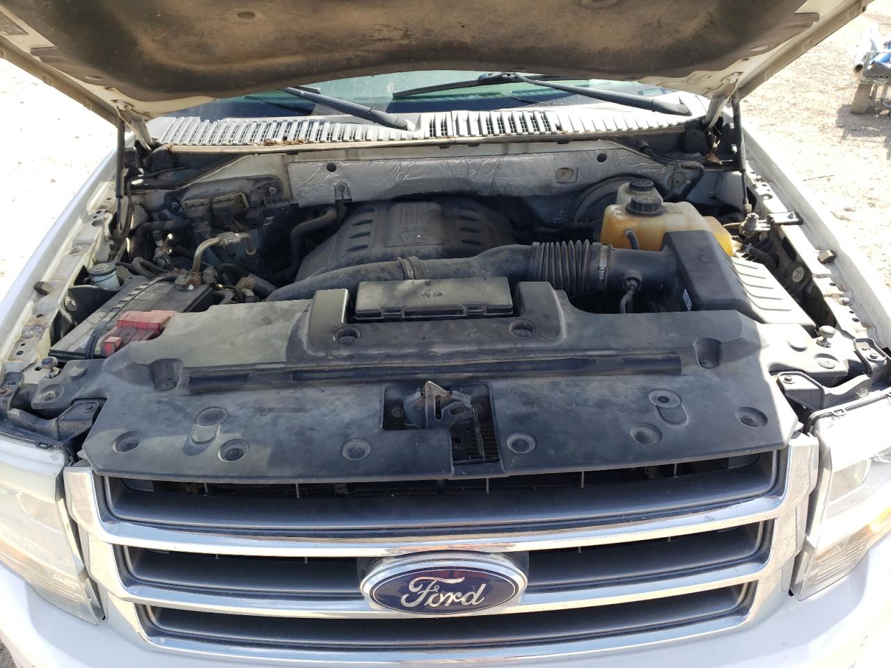 2015 Ford Expedition - Image 12