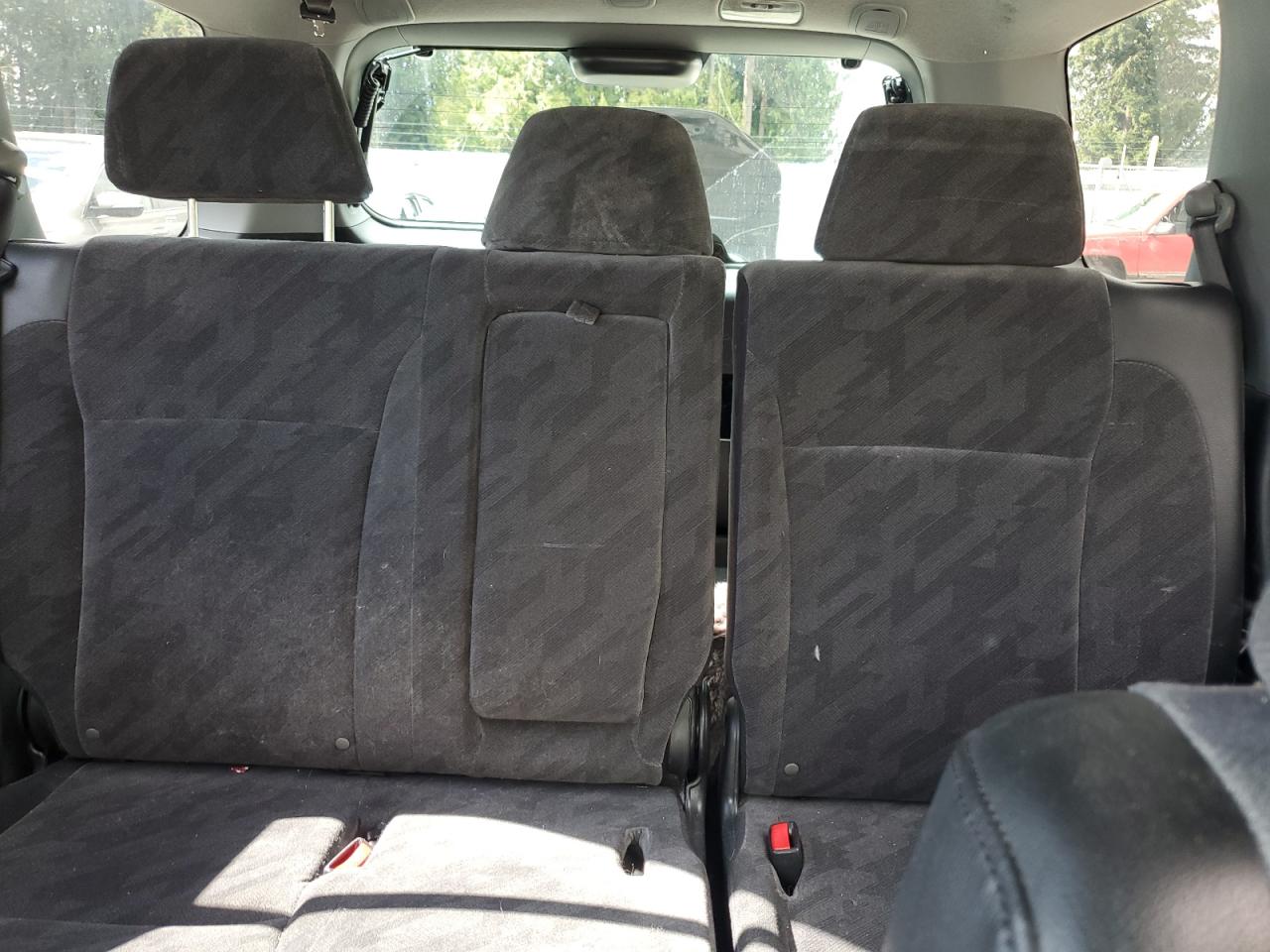 2003 Honda CR-V - Image 10