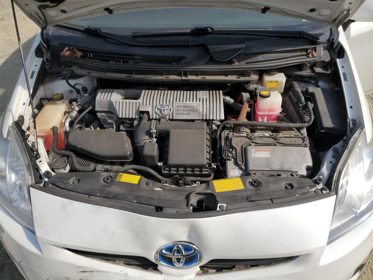 2011 Toyota Prius - Image 13