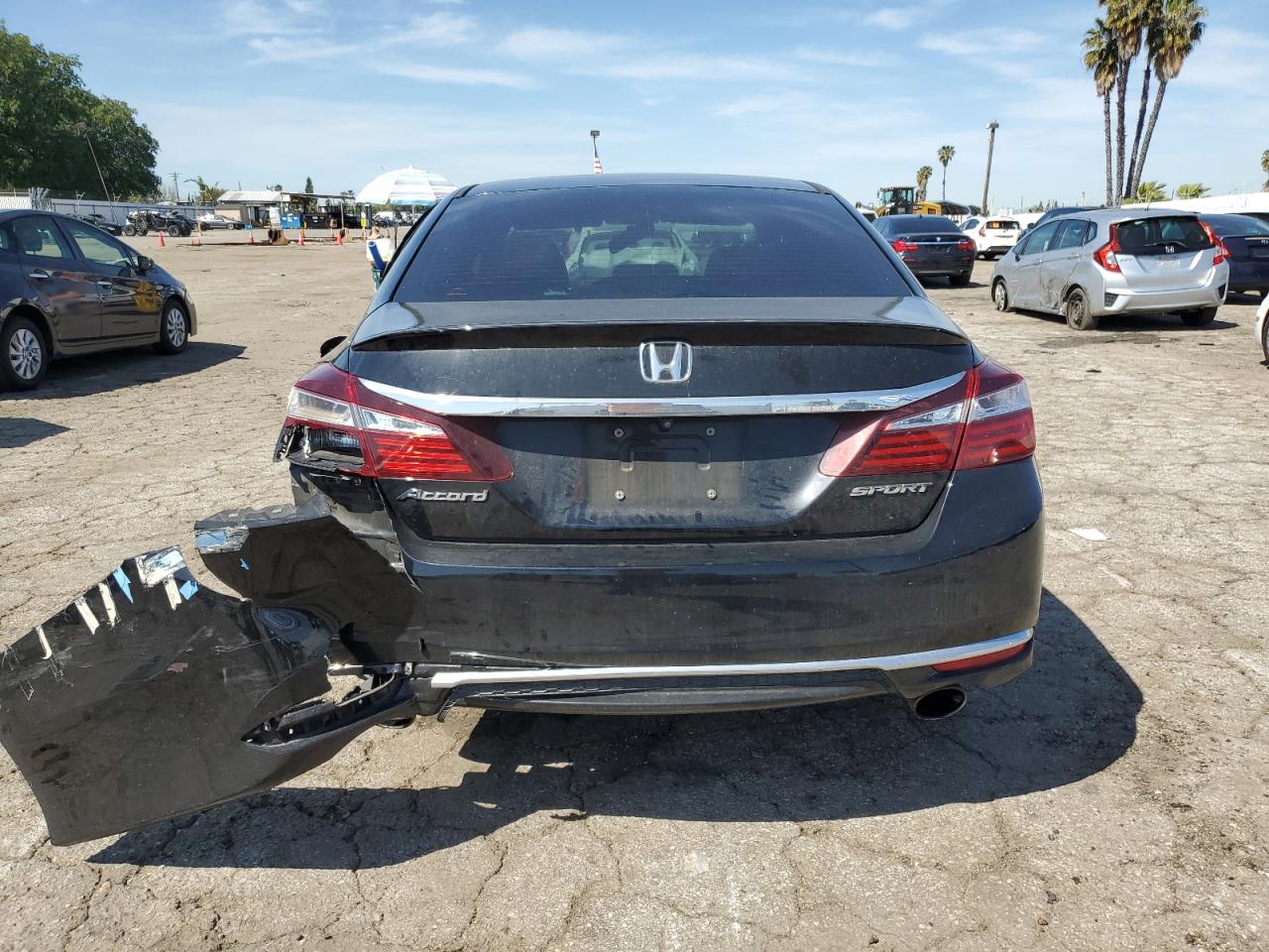 1HGCR2F53HA173939 HONDA ACCORD 2017