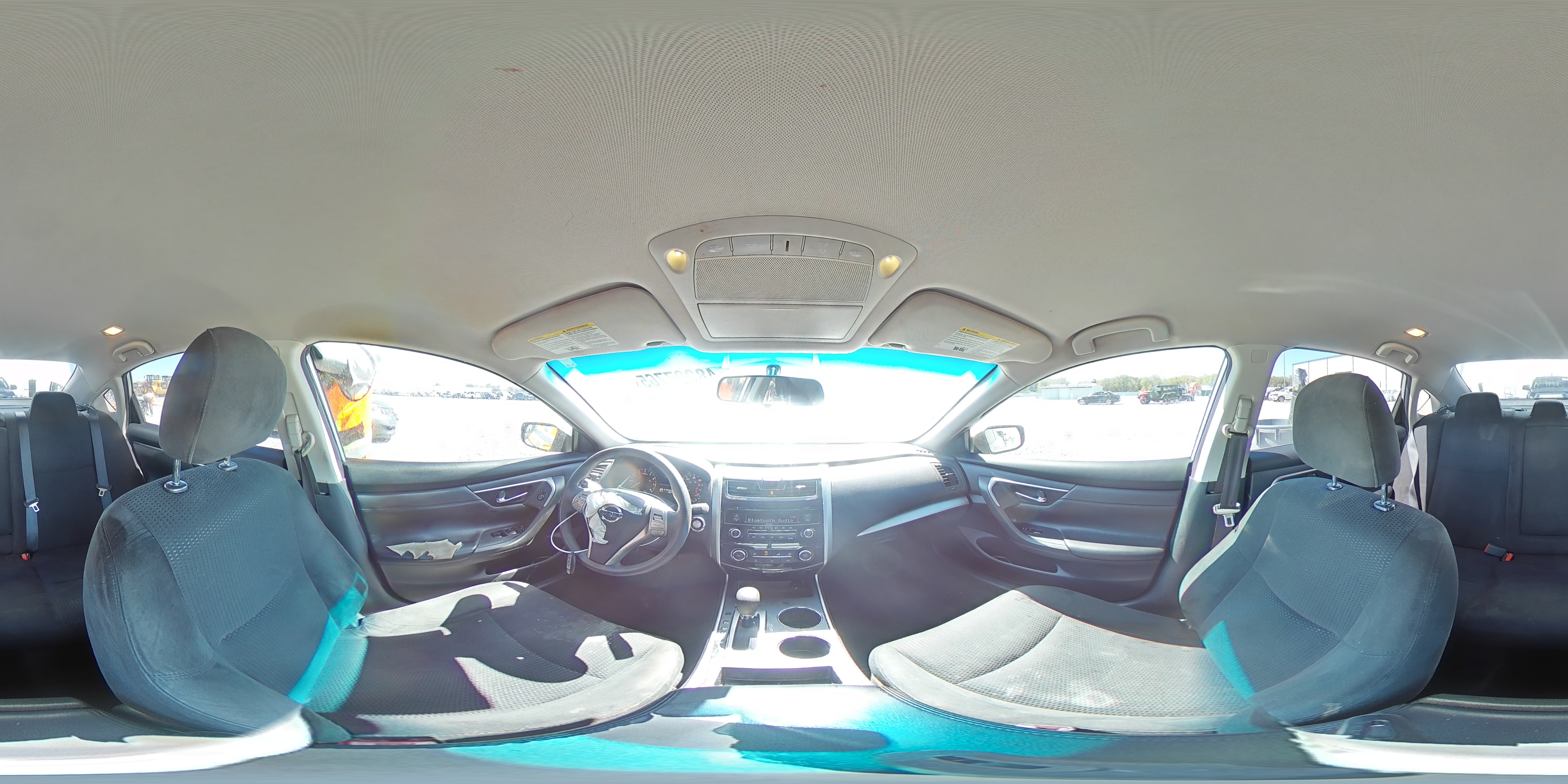 2015 Nissan Altima - Image 14