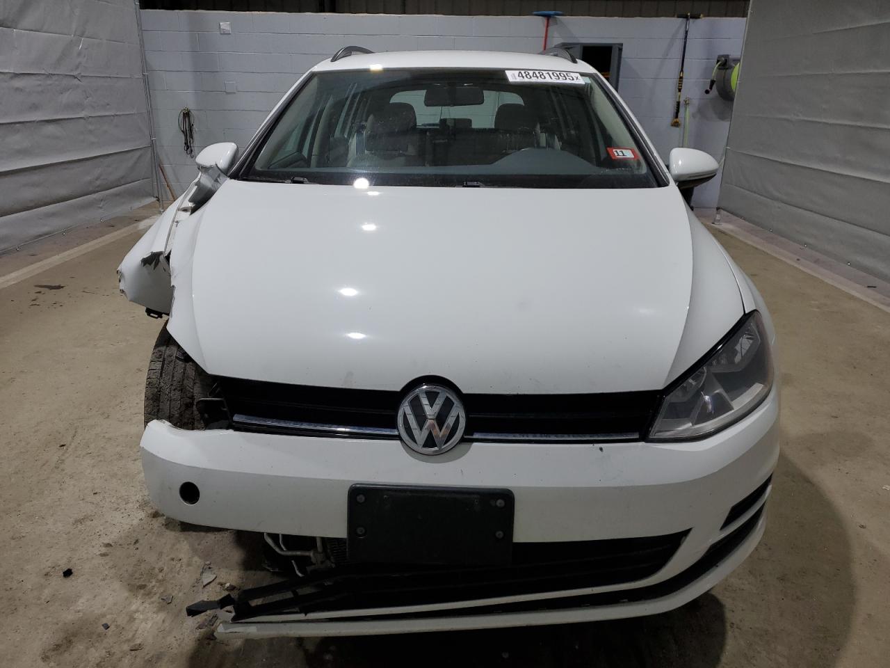 2015 Volkswagen Golf - Image 5