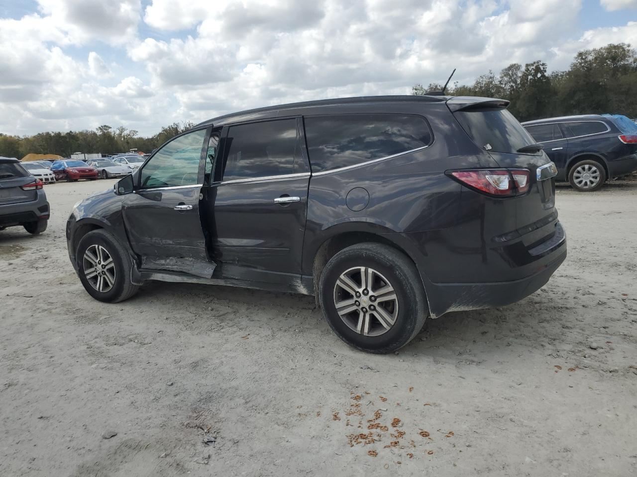 1GNKRHKD1GJ306715 CHEVROLET TRAVERSE 2016