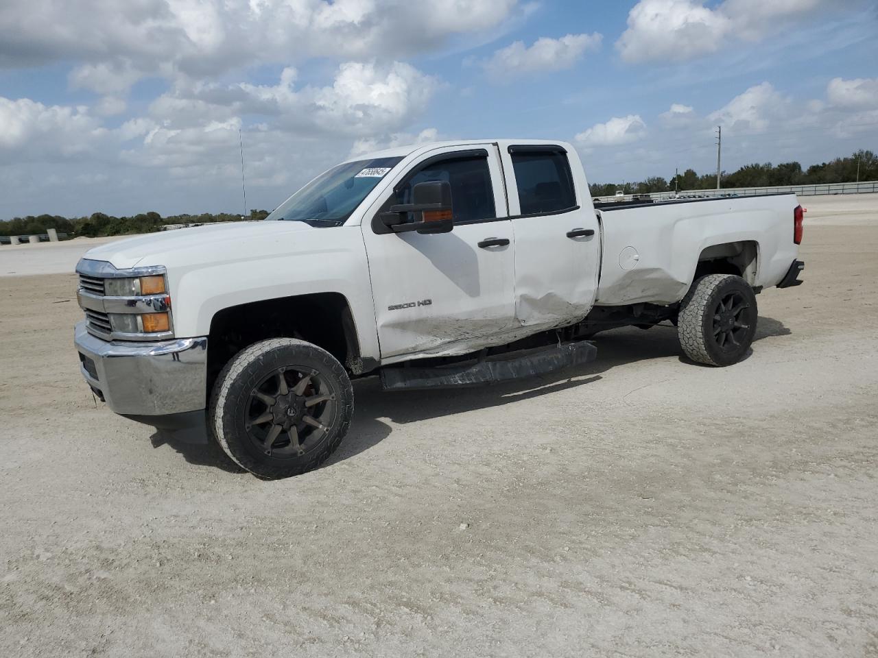 2015 Chevrolet Silverado C2500 Heavy Duty de vânzare în Arcadia, FL - Side