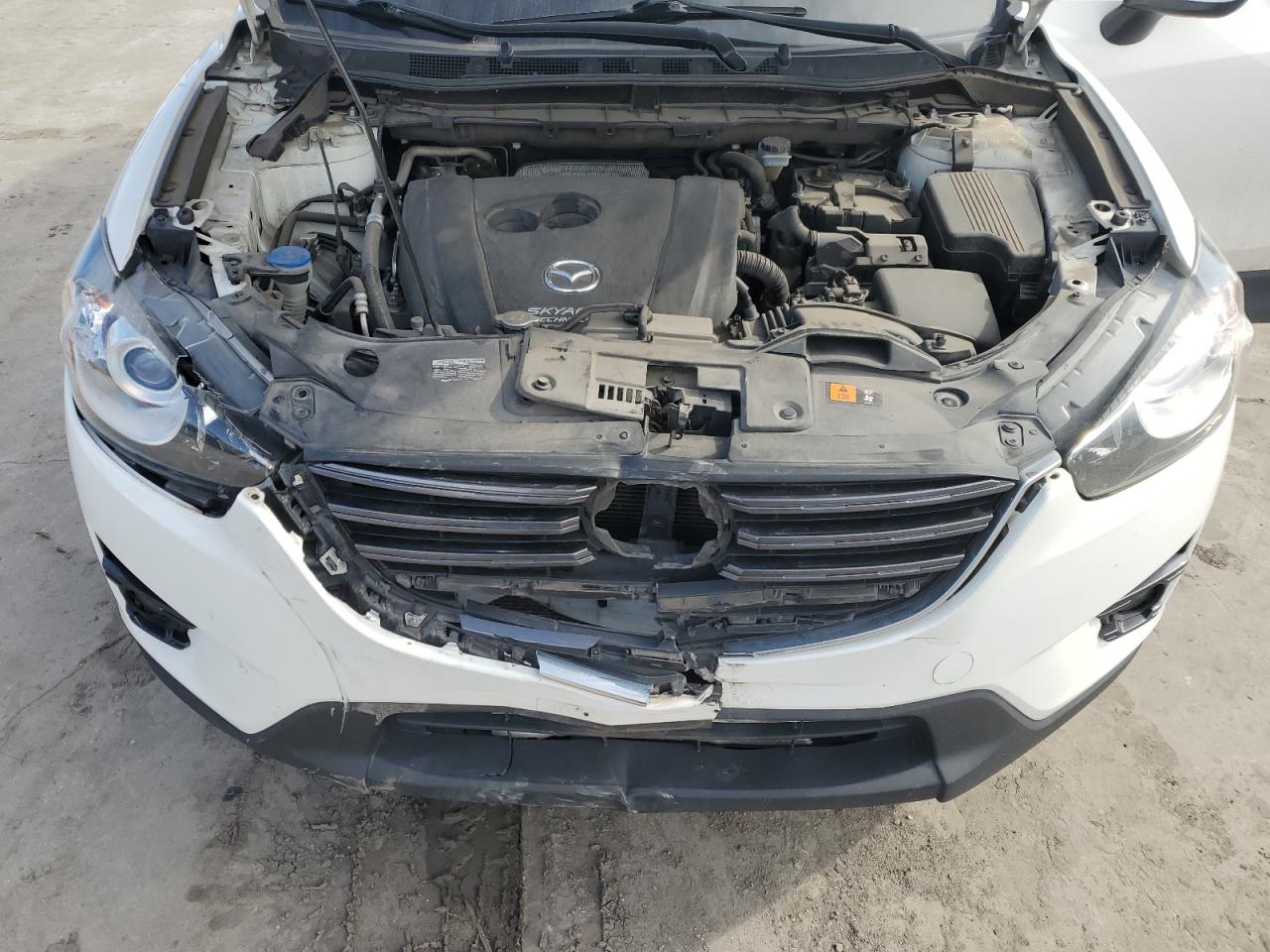 2016 Mazda CX-5 - Image 12
