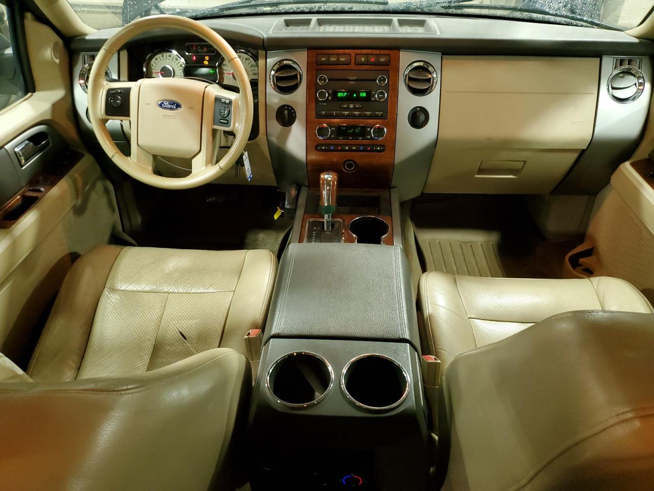 2010 Ford Expedition - Image 8