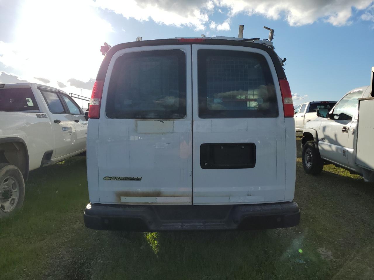 1GCWGAFP7J1176300 CHEVROLET EXPRESS 2018