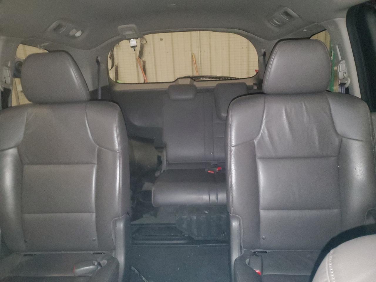 2013 Honda Odyssey - Image 10