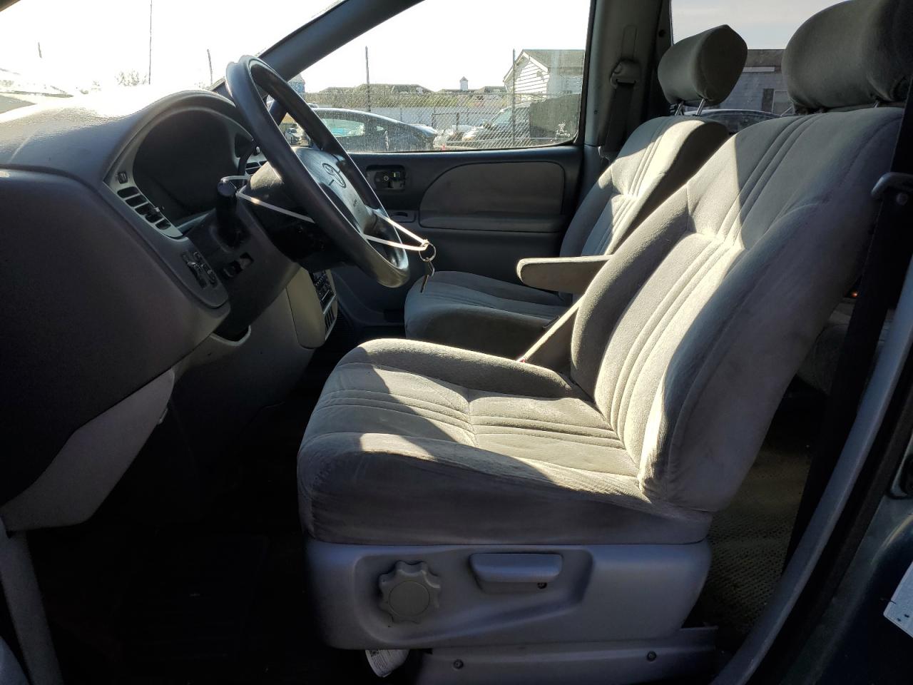 2001 Toyota Sienna Ce VIN: 4T3ZF19C61U340954 Lot: 47937325