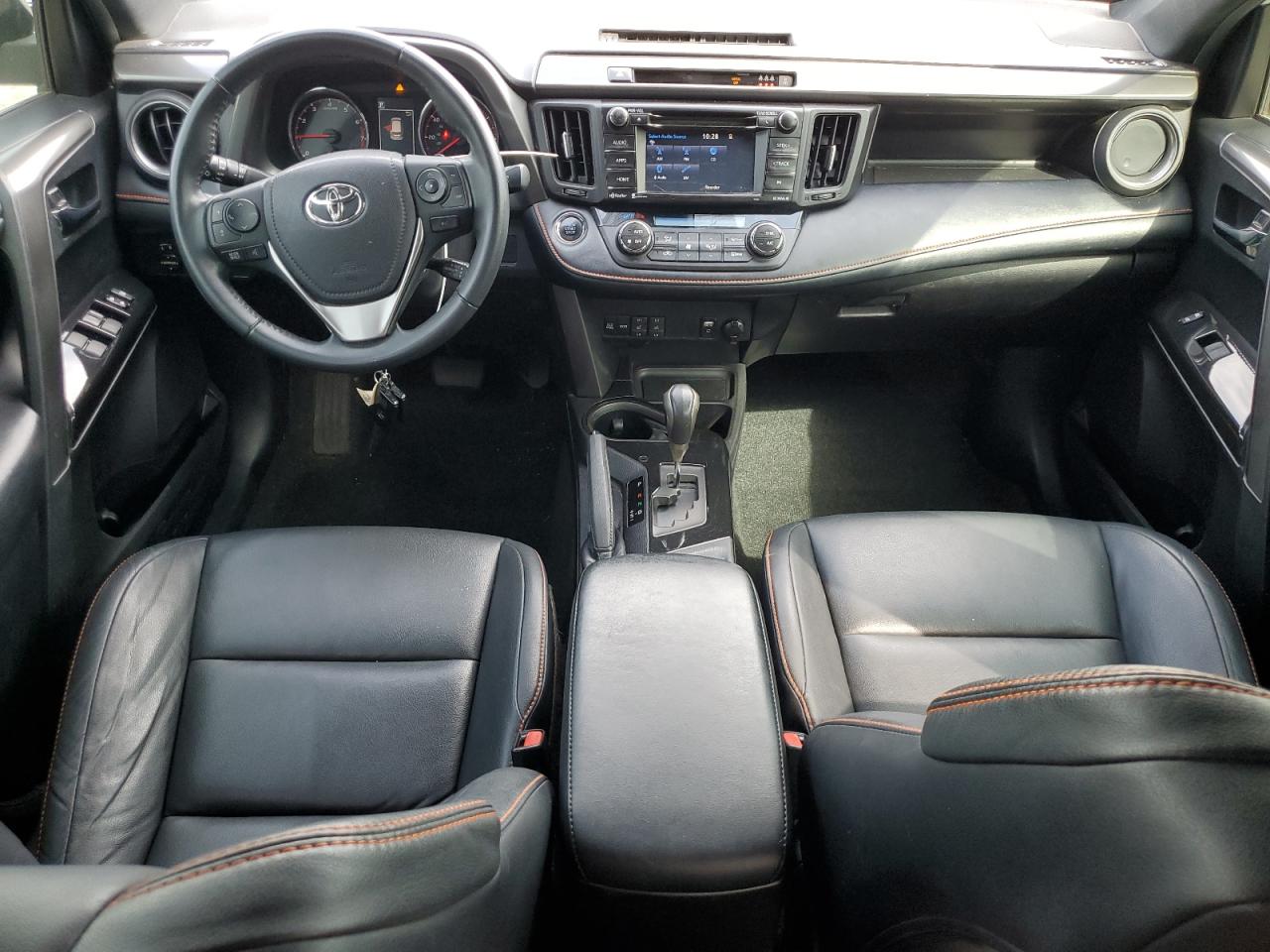 2T3JFREV3JW706033 TOYOTA RAV4 2018