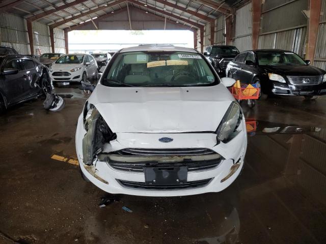  FORD FIESTA 2016 Белый