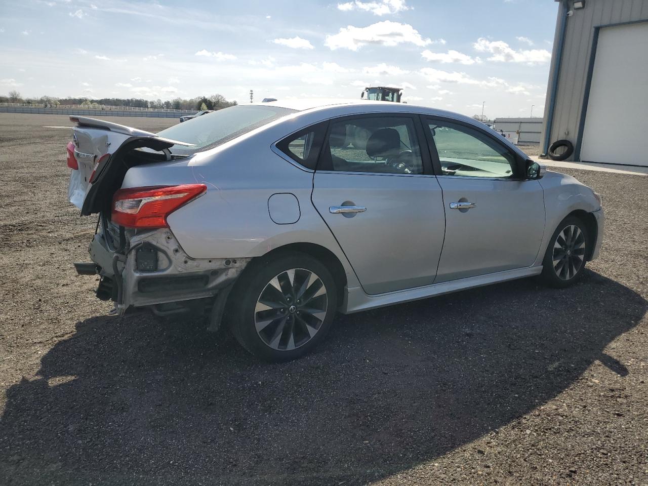 3N1AB7AP3HY375324 NISSAN SENTRA 2017