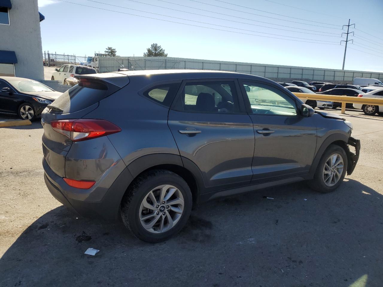 2017 Hyundai Tucson - Image 3