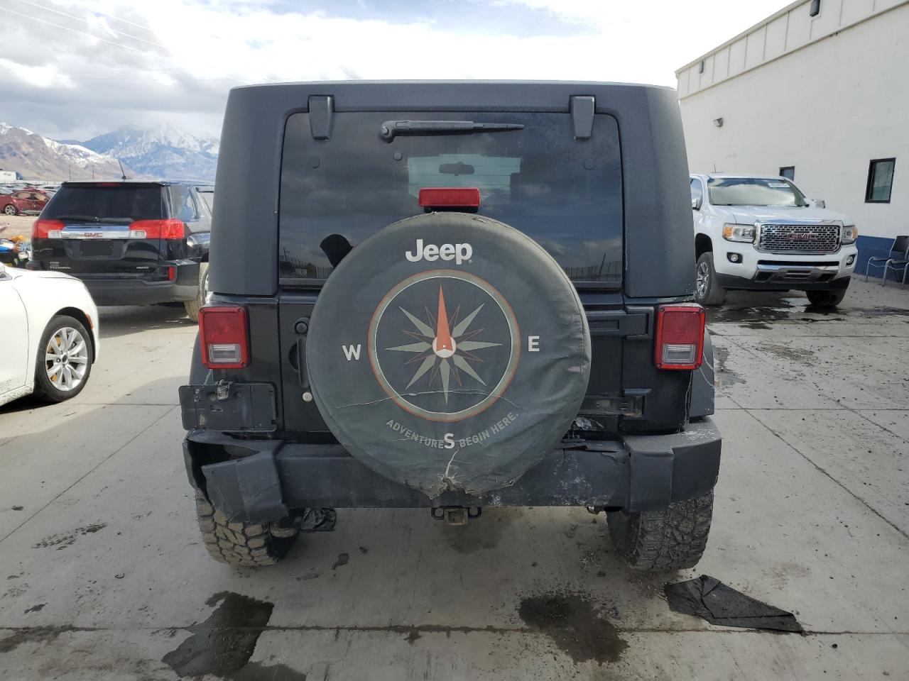2010 Jeep Wrangler - Image 6