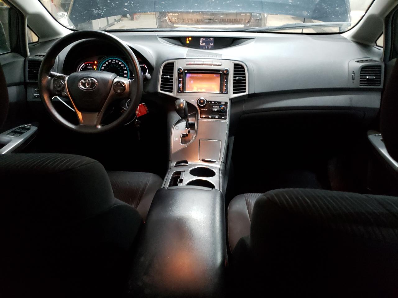 2013 Toyota Venza - Image 8