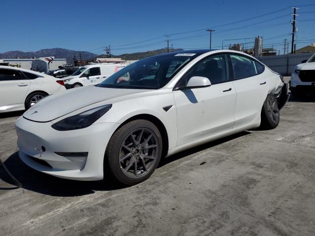 TESLA MODEL 3 2021