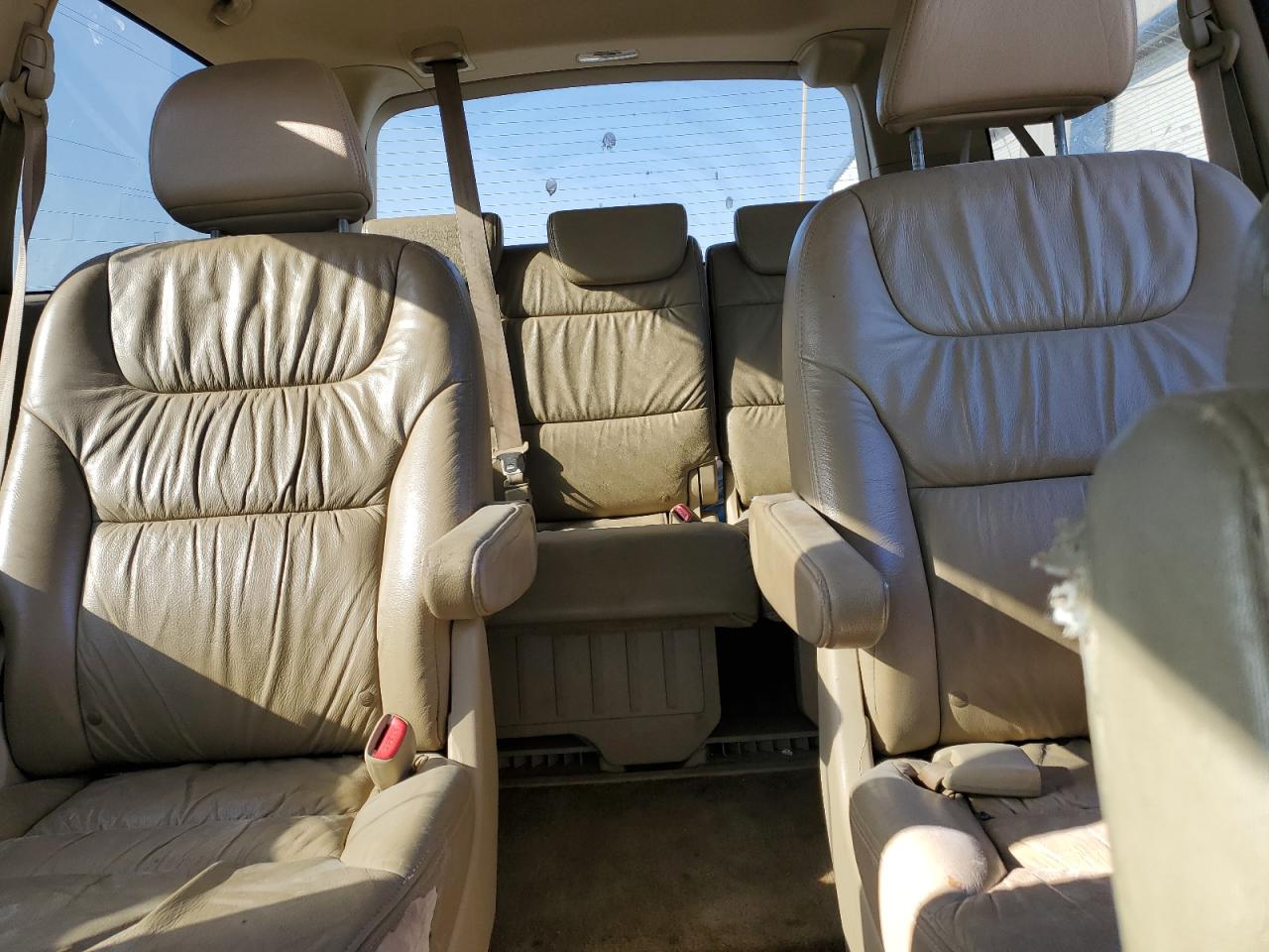 2009 Honda Odyssey - Image 10