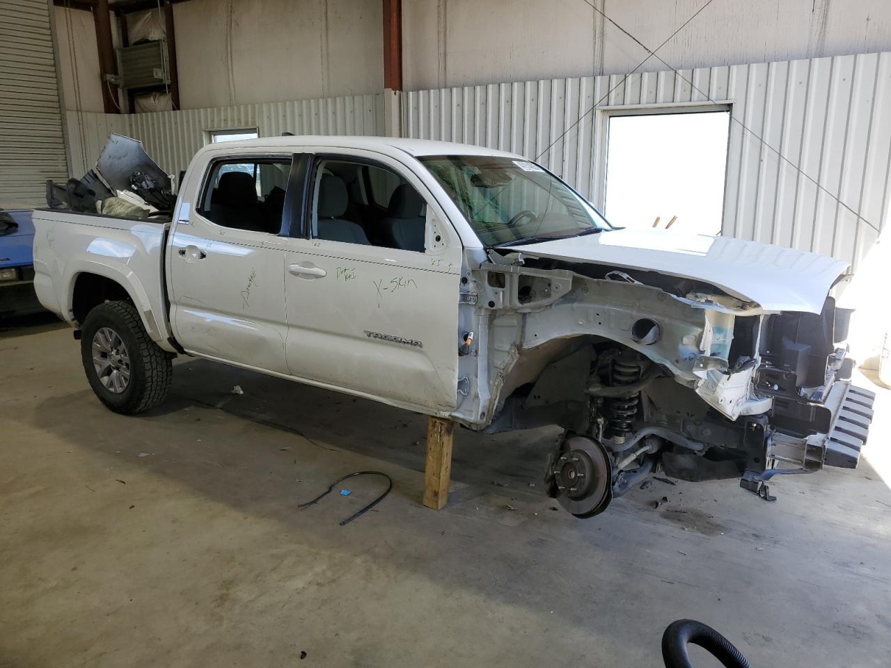 3TMAZ5CNXJM067203 TOYOTA TACOMA 2018