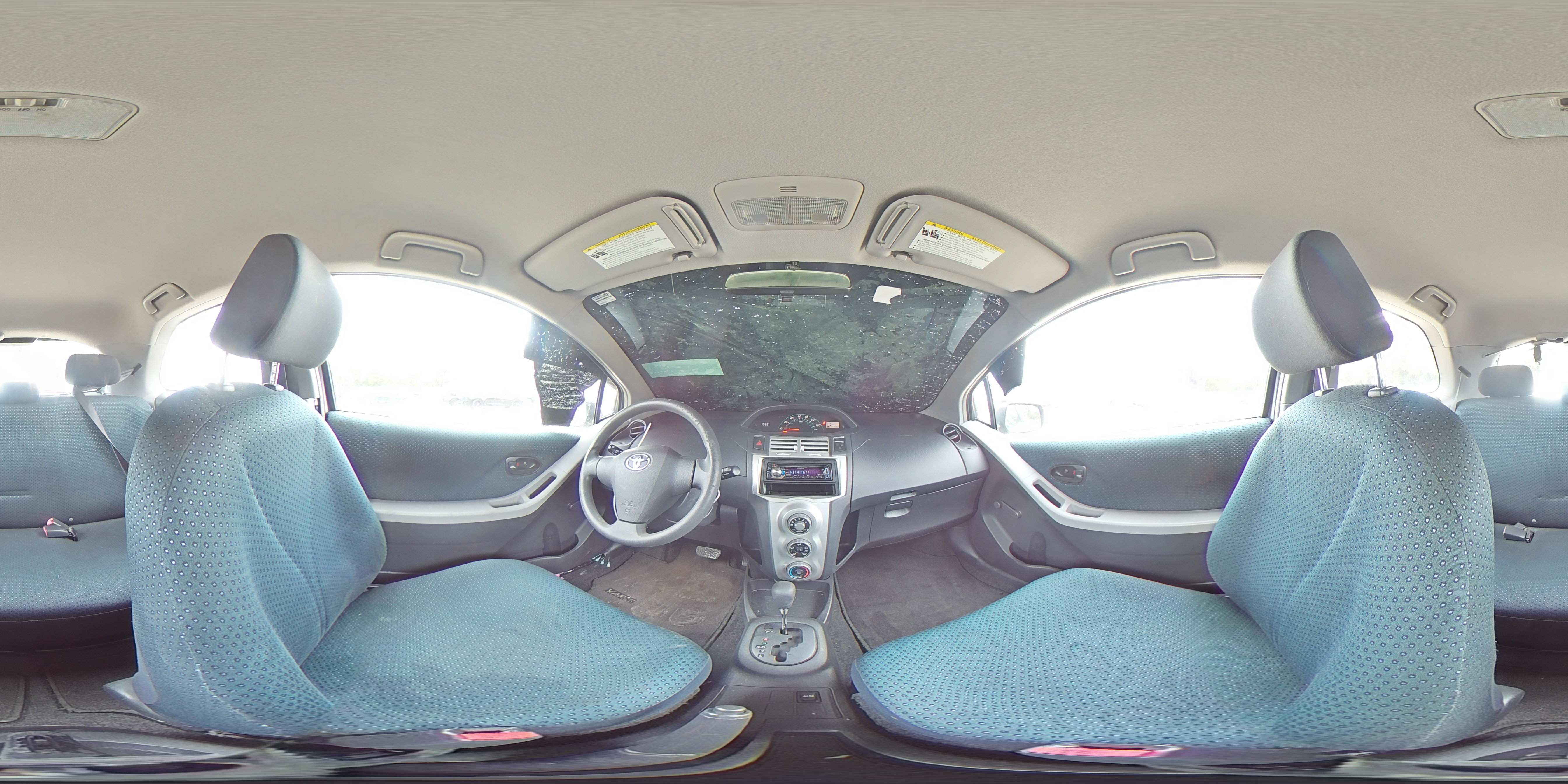 2007 Toyota Yaris - Image 12