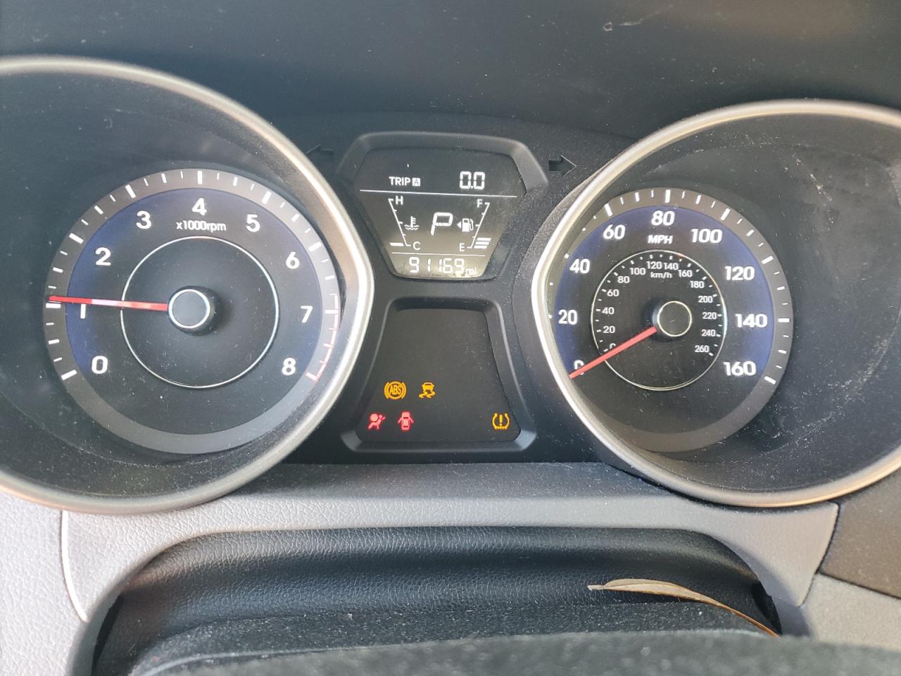 2014 Hyundai Elantra - Image 9
