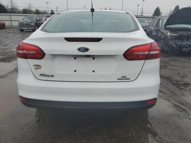  FORD FOCUS 2016 White