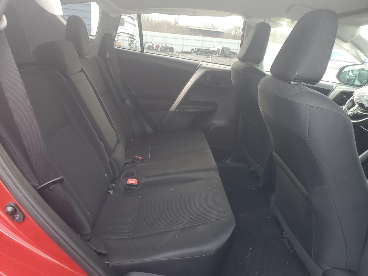 2014 Toyota RAV 4 - Image 11
