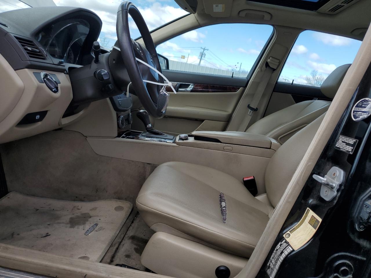 2010 Mercedes-Benz C 300 4Matic VIN: WDDGF8BBXAF427541 Lot: 49969625