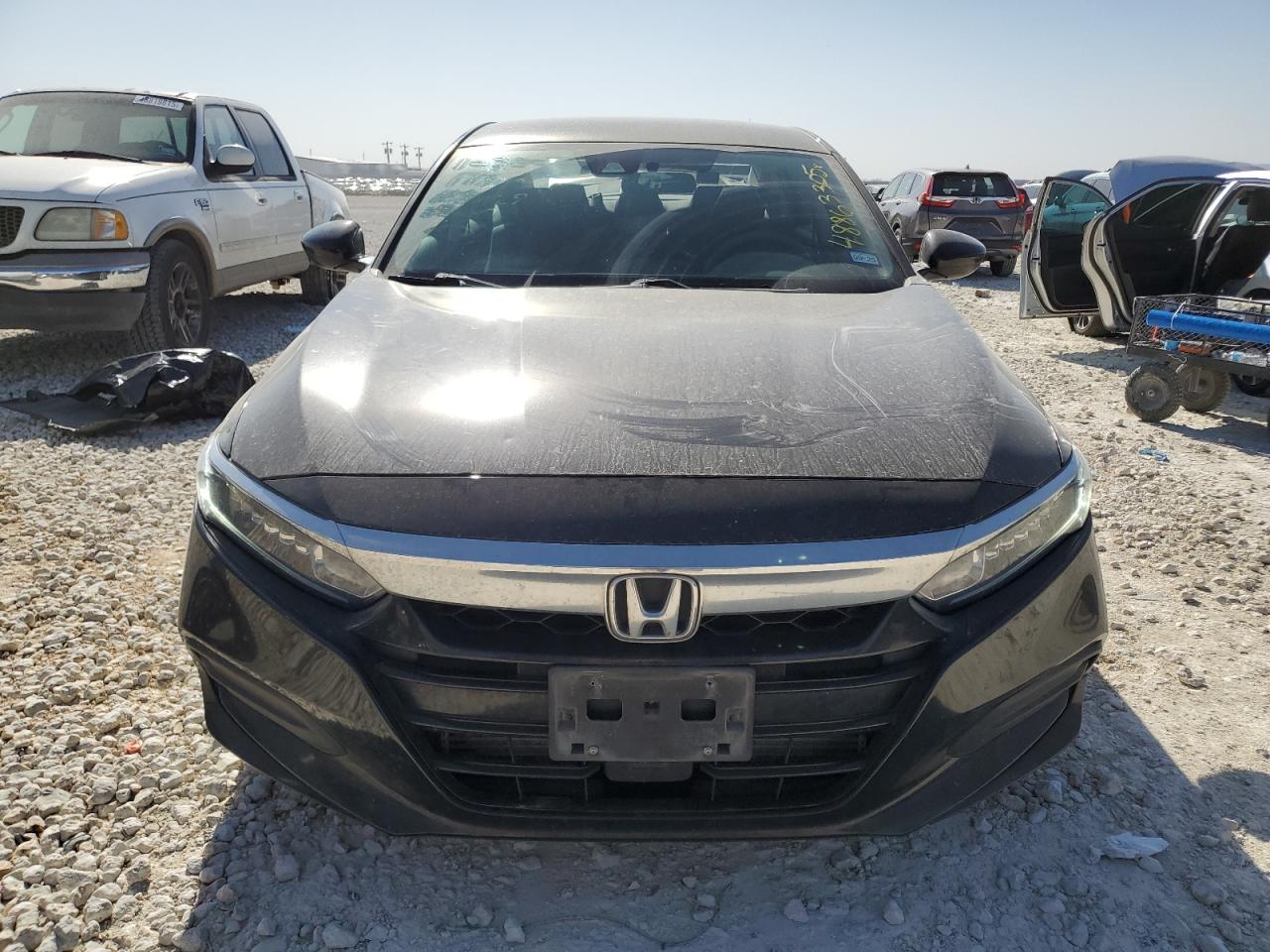 1HGCV1F13KA158447 HONDA ACCORD 2019
