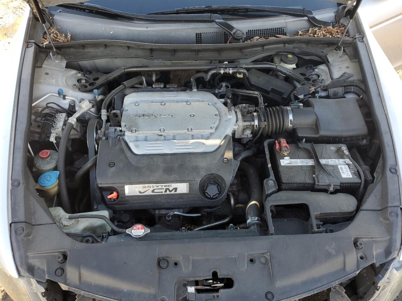 2010 Honda Accord - Image 11