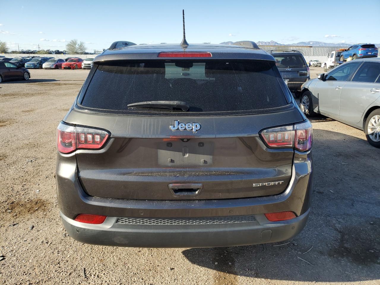 2018 Jeep Compass - Image 6