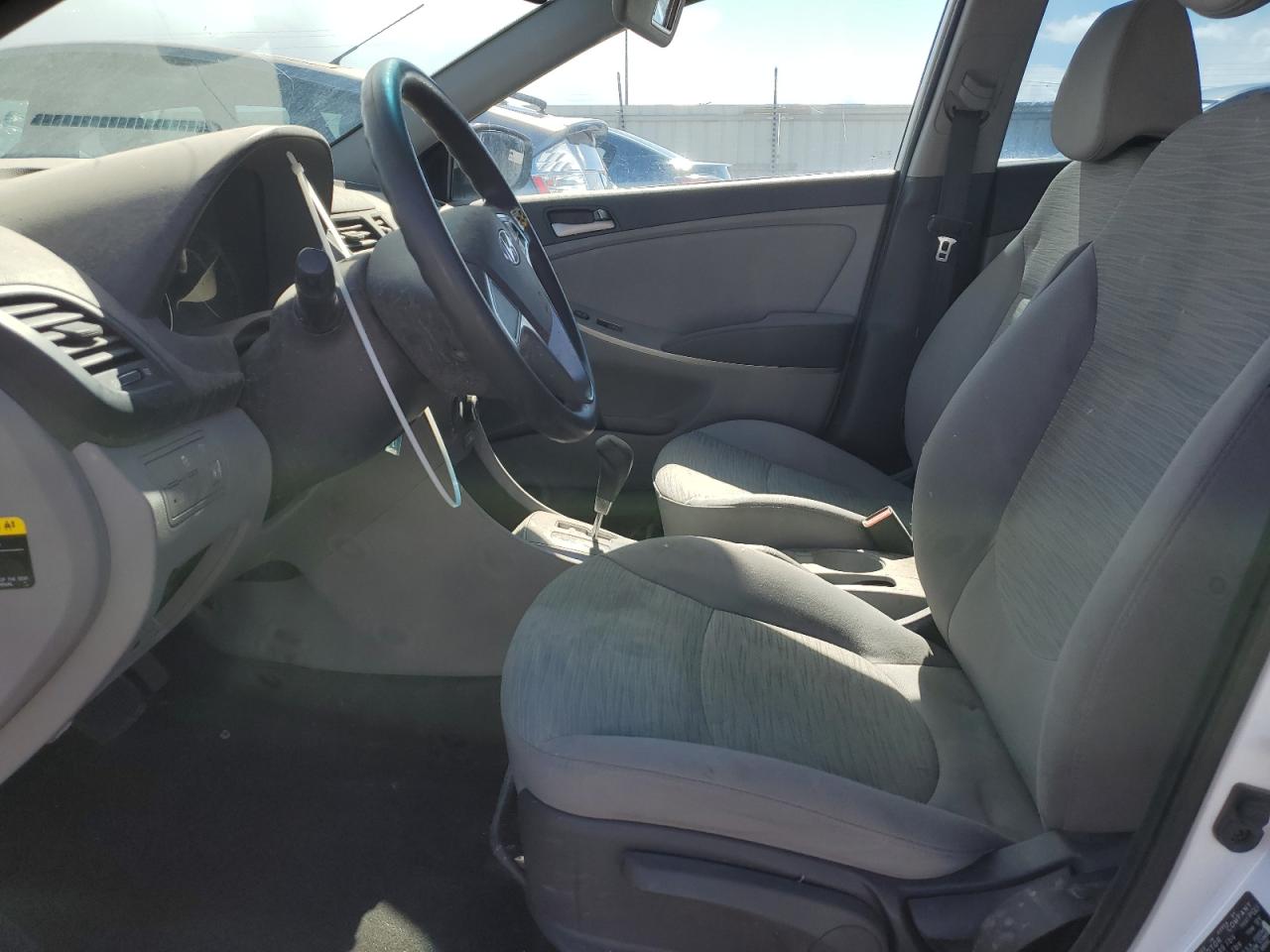 2015 Hyundai Accent - Image 7