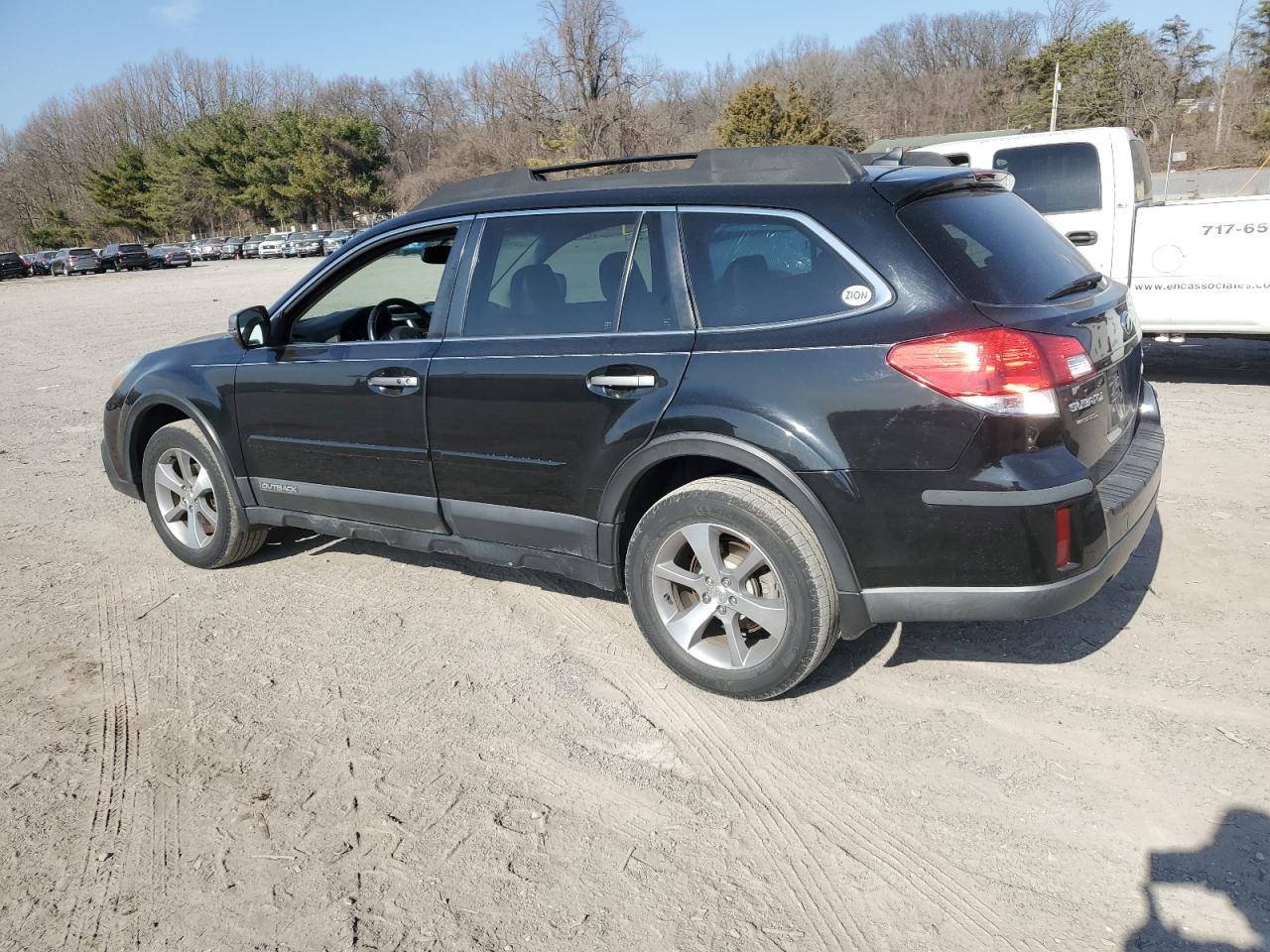 2013 Subaru Outback - Image 2