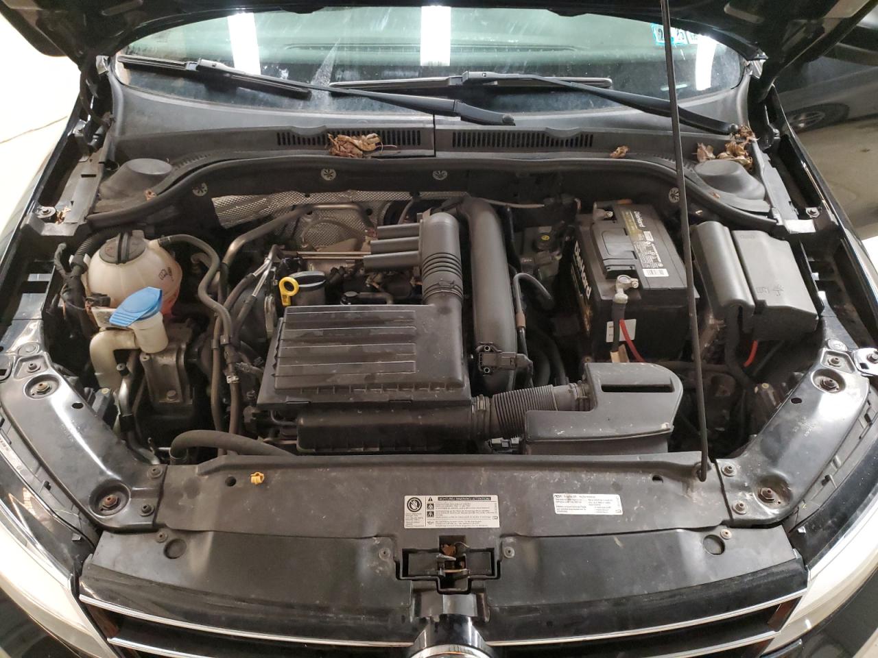 2017 Volkswagen Jetta - Image 11