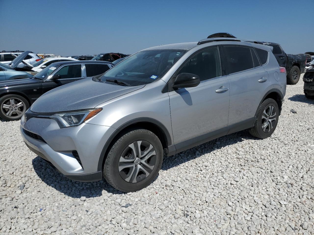 JTMBFREV2JD250267 TOYOTA RAV4 2018