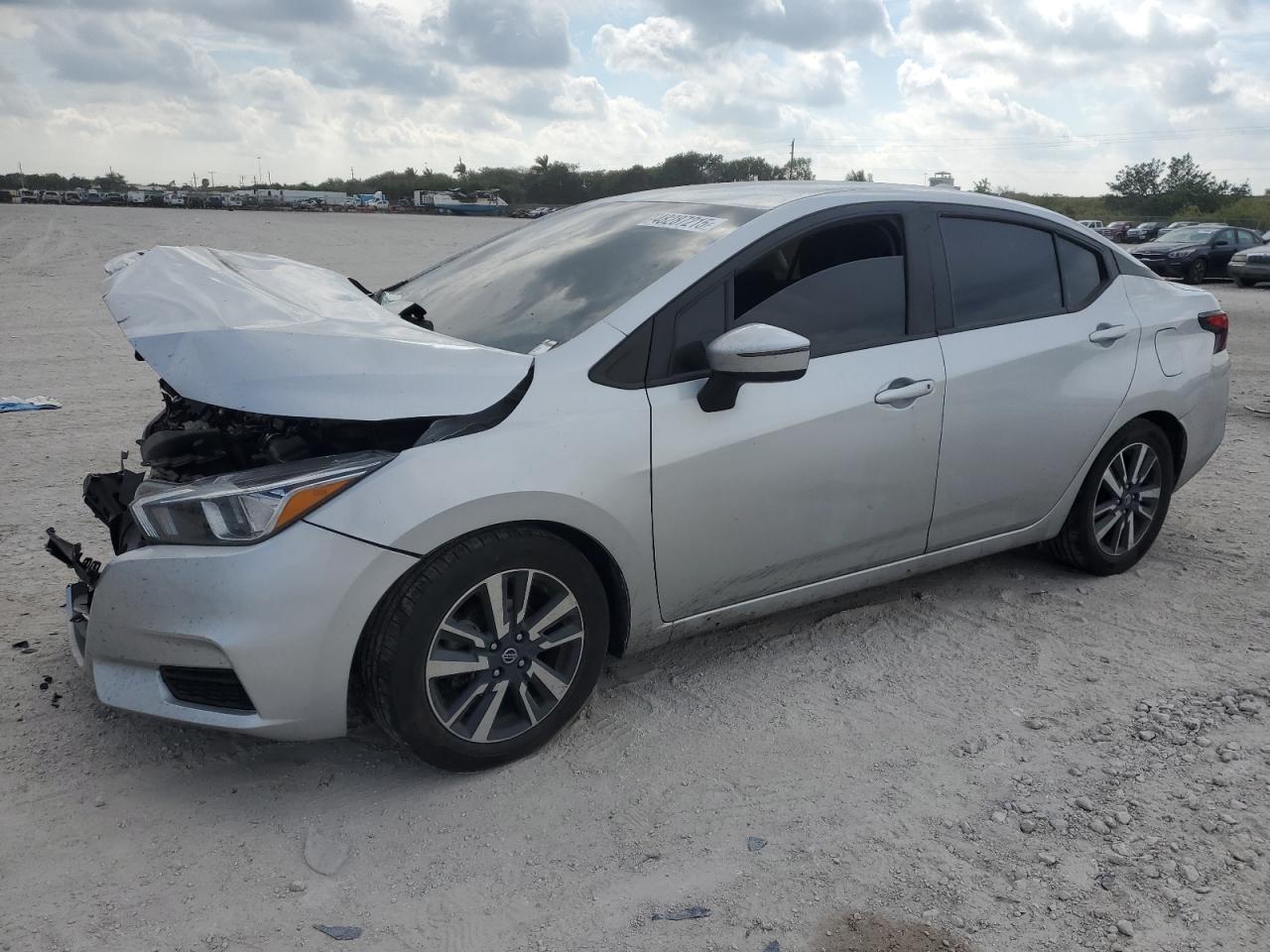 3N1CN8EV0ML848439 NISSAN VERSA 2021