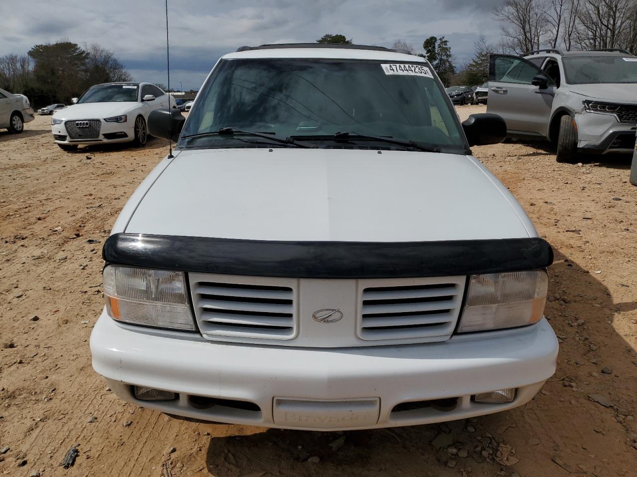 1999 Oldsmobile Bravada - Image 5