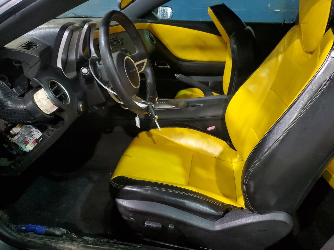 2010 Chevrolet Camaro - Image 7