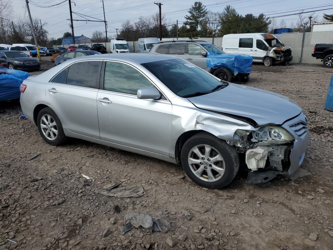 2011 Toyota Camry - Image 4
