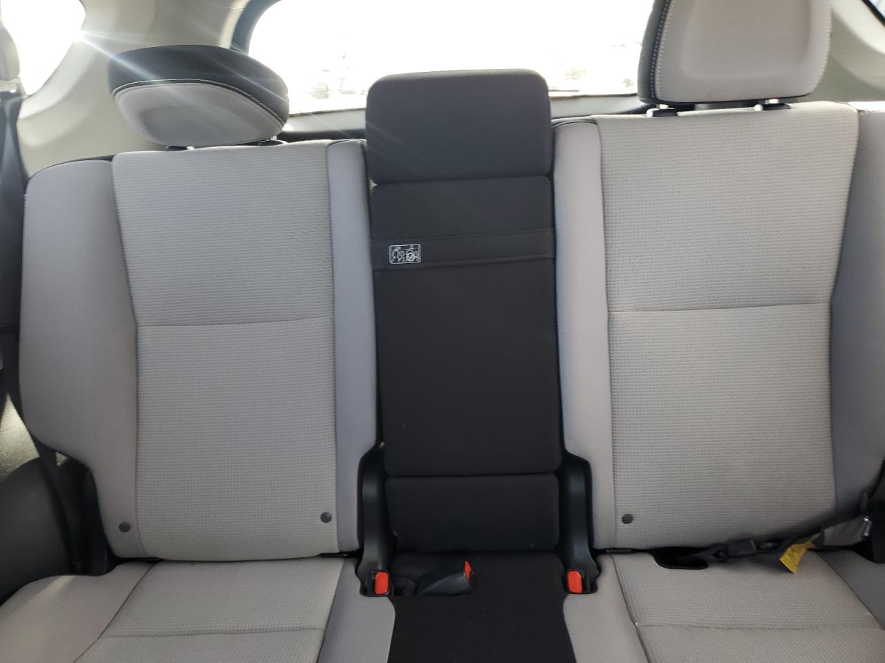 JTMRJREV3HD108145 TOYOTA RAV4 2017
