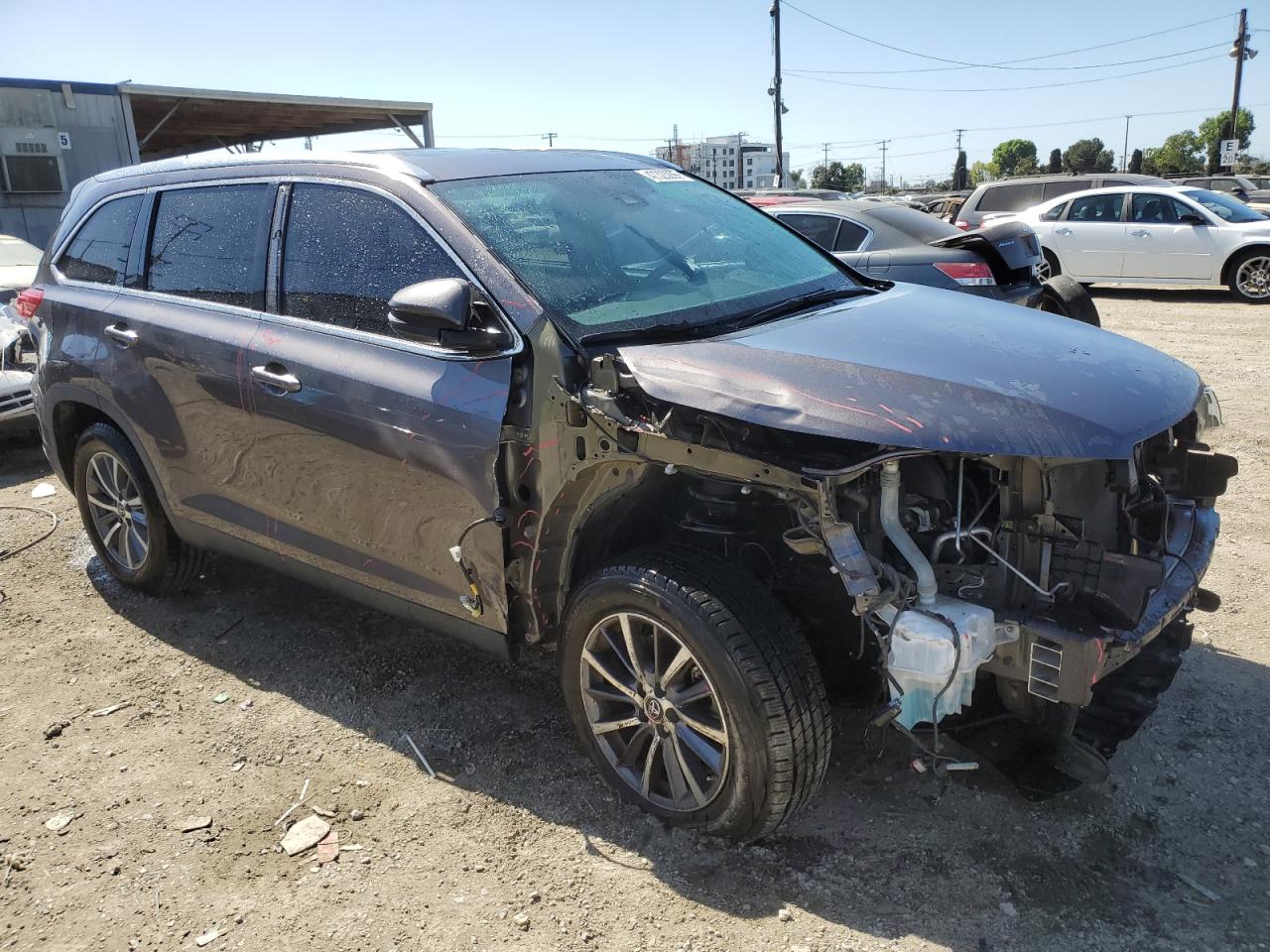 5TDKZRFH3KS309719 TOYOTA HIGHLANDER 2019
