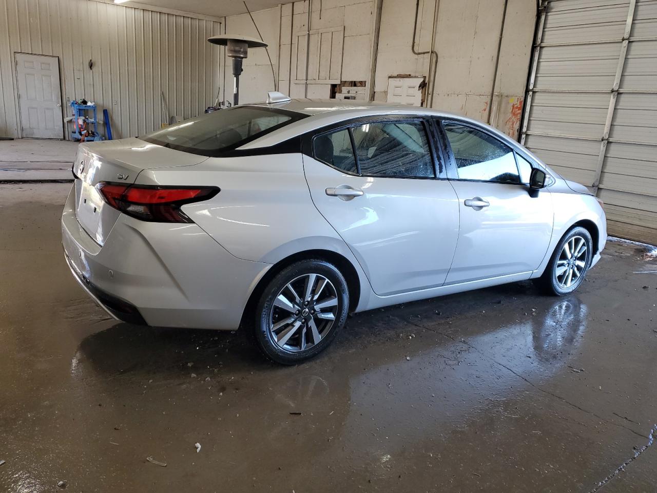 2021 Nissan Versa - Image 3