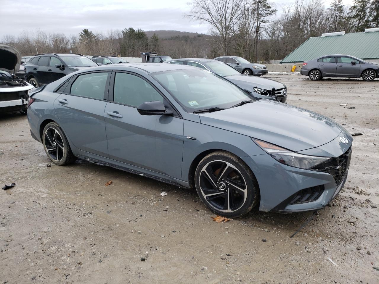 2022 Hyundai Elantra - Image 4