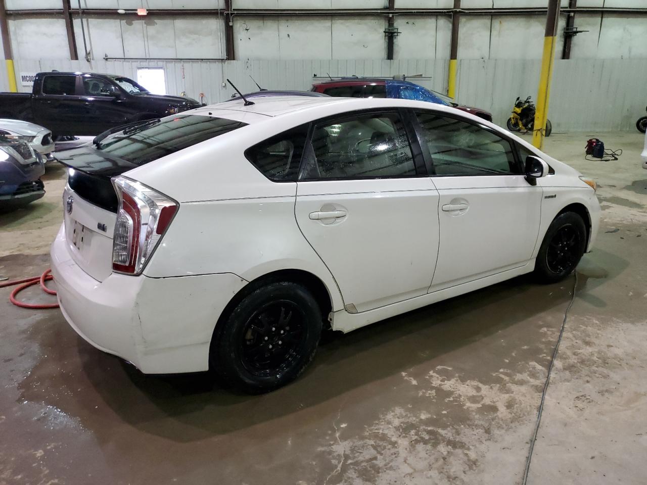 2012 Toyota Prius - Image 3
